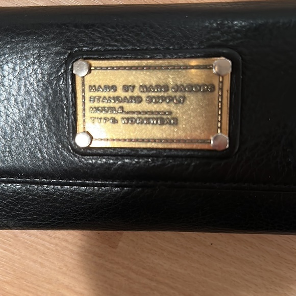 Marc by Marc Jacobs Wallet - Picture 3 of 7